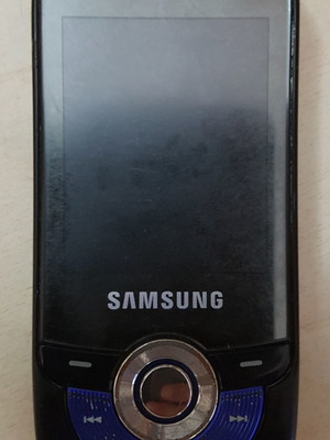 Samsung M2510 με σπασμένη οθόνη για ανταλλακτικά χωρίς μπαταρία και φορτιστή