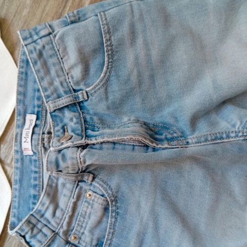 Denim set with vest used, straight high-waisted jeans