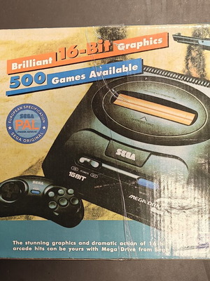 Sega Mega Drive 2 console like new with 2 controllers and gun