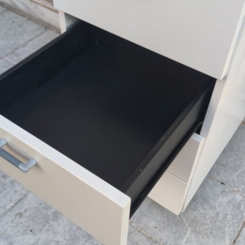 Italian office drawer unit like new, 6 drawers with metal runners
