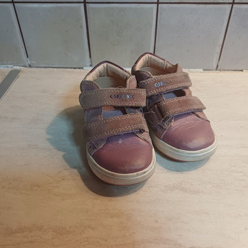 Geox kids shoes used, pink, double scratch fasteners, size 25