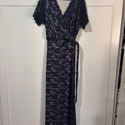 Dark blue lace maxi dress like new, women's XL