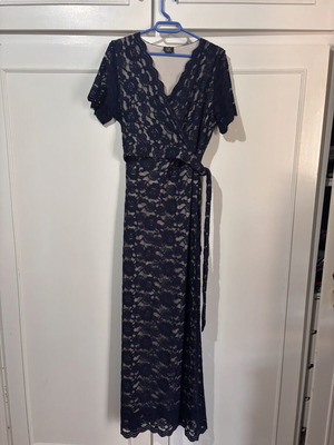 Dark blue lace maxi dress like new, women's XL