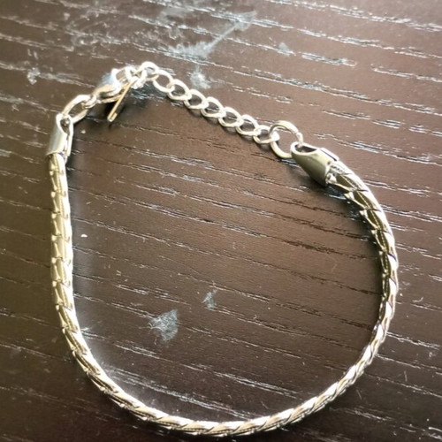 Unisex hand chain new, silver