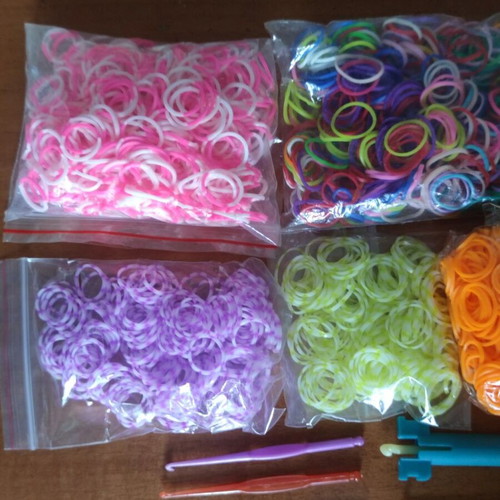 Loom Bands Set with Tools and Glow-in-the-Dark Rubber Bands