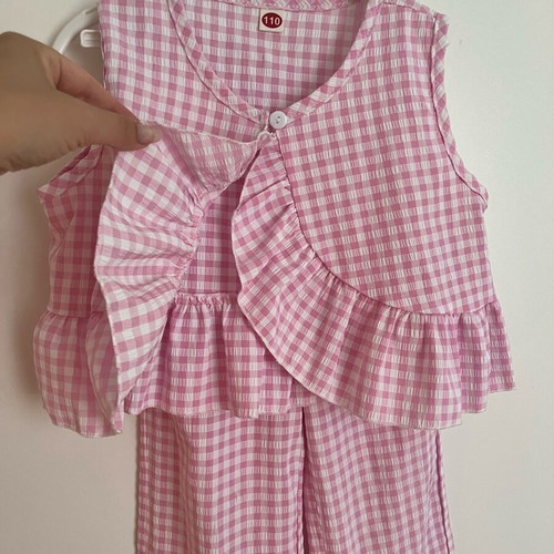 Pink checked set for girls 3-4 years like new
