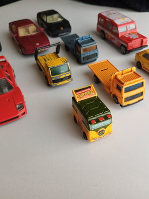Vintage συλλογή 10 μεταχειρισμένων αυτοκινήτων, Matchbox Bandai Bburago Corgi Maisto