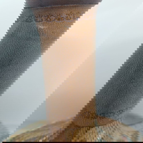 Бутилка ваза от Италия използвана, хартия и кожа