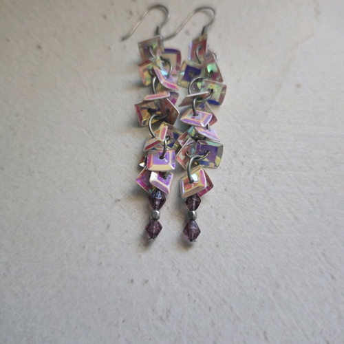 Earrings with iridescent elements like new, length 7cm