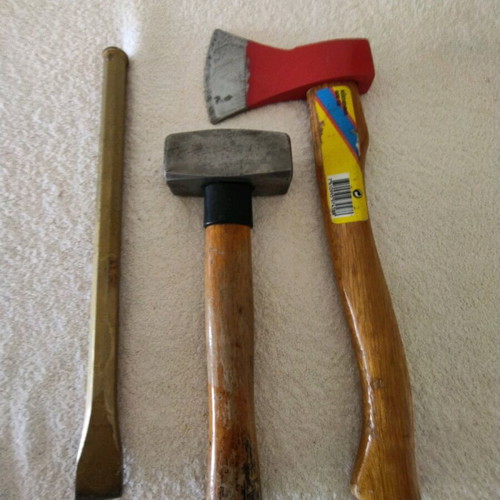 Hand tools used: chisel, axe, hammer