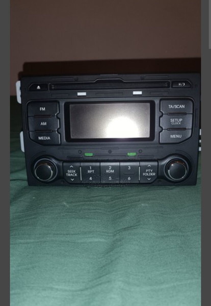Radio/CD Kia Rio 2011-2014 original