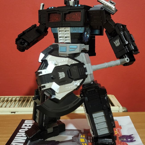 Transformers Siege Nemesis Prime Oversized KO 25cm like new with accessory