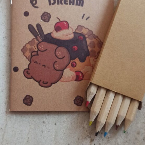 Colored pencil set with notebook new