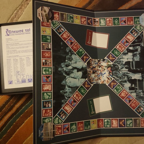 Sikose to football knowledge board game used