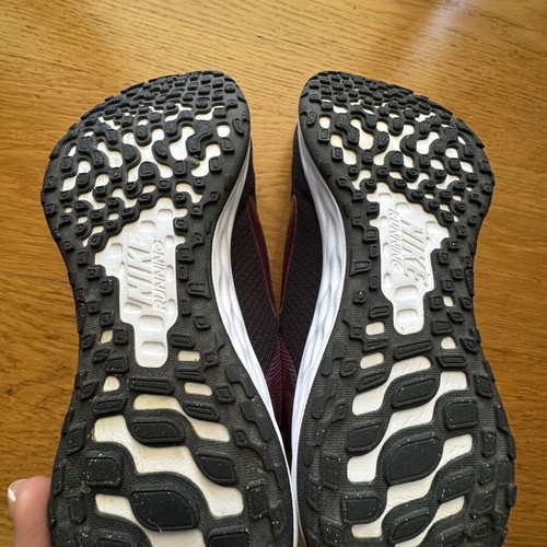 Nike Revolution 6 Next Nature Size 40 Like New Black Beetroot