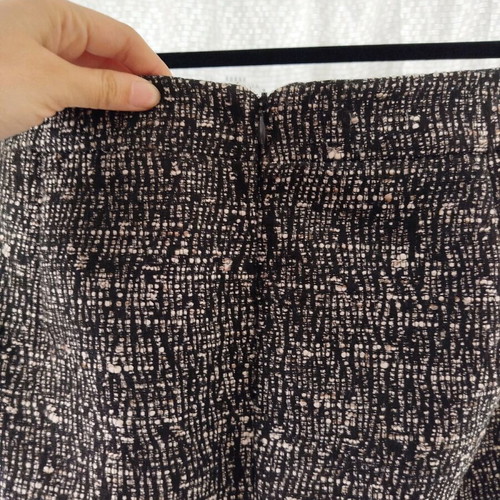 M&S Marks and Spencer skirt new, size 42, black and white
