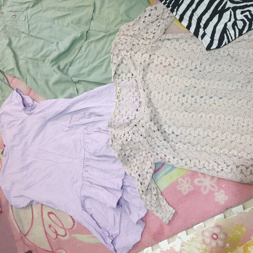 Blouses multicolor sizes S-M like new, all together