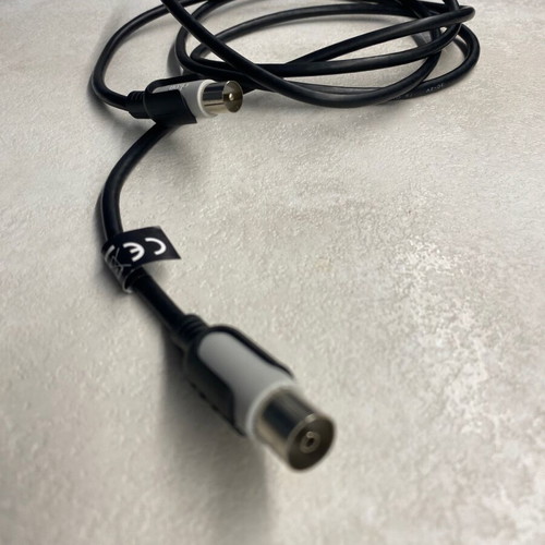 Coaxial antenna extension cable like new