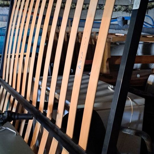 Bed frame 180x2000 like new