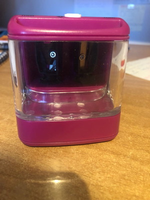 Electric sharpener like new