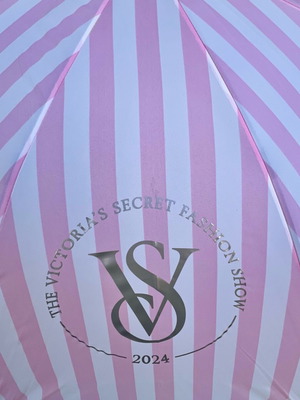 Ομπρέλα Victoria’s Secret 2024 Fashion Show μεγάλη, καινούργια, ριγέ λευκό-ροζ