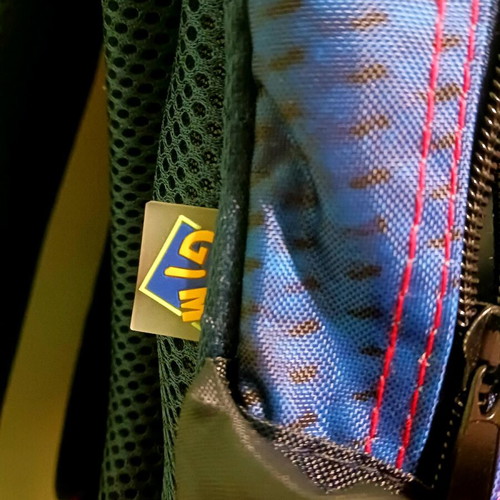Primary school backpack with three compartments like new