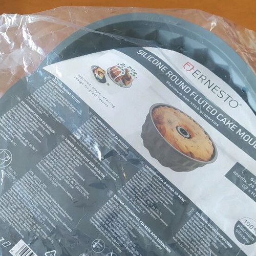 Silicone cake mold unused
