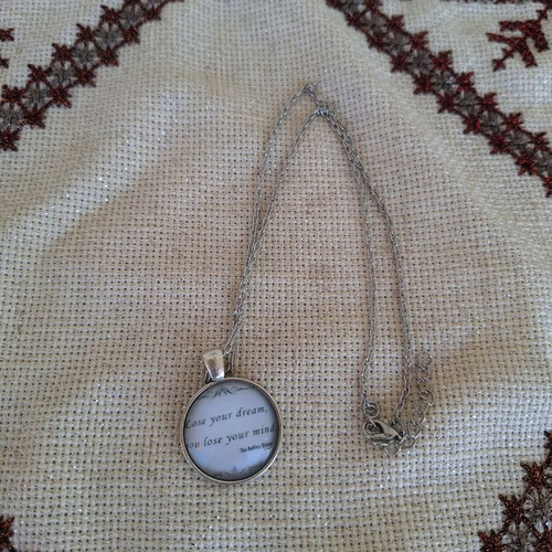 Metal necklace with letters pendant new, silver and white