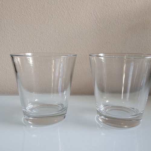 Set of 2 small glass jars like new, 8cm