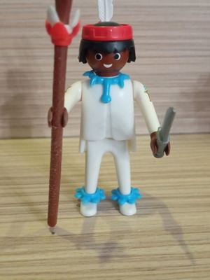 Playmobil фигура на индианец като нова 1974