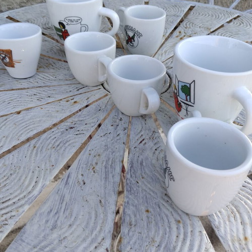 Lumidis Collectible Set 8 Pieces Used, Cups and Saucers