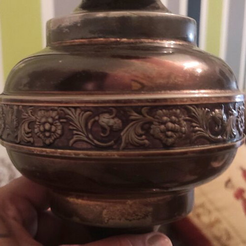 Φωτιστικό vintage με σκαλιστά σχέδια μεταχειρισμένο