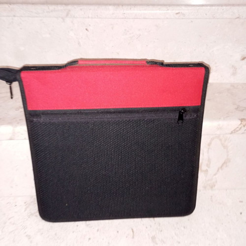 CD case new, zipper closure for 120 CDs