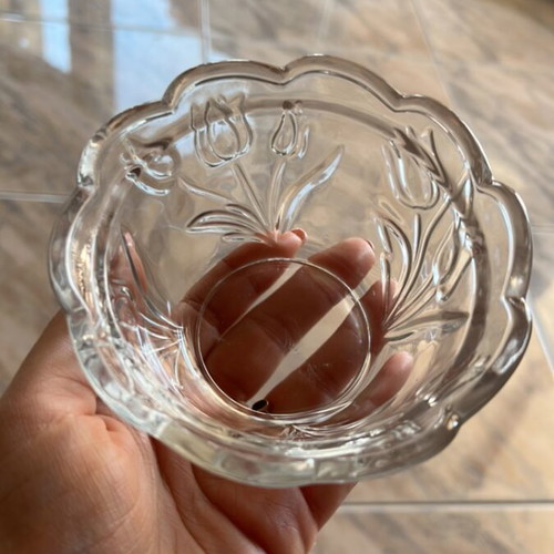Crystal container with lid tulip design like new