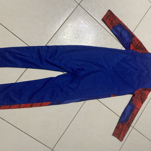 Spiderman costume for children aged 7-8 with extra hard plastic mask Marvel like new