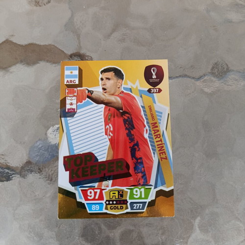 Panini Adrenalyn XL World Cup Qatar 2022 Emiliano Martinez #397 Top Keeper card