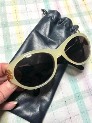 Bolero sunglasses mint Milky and Black new with silver and gold details