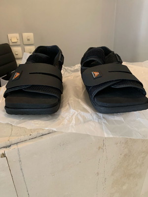 Medical Brace следоперативни обувки нови, черни, размери 36-38