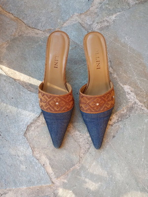 Mules Rollini μεταχειρισμένα, μέγεθος 38, denim με σχέδιο και στρας