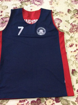 Sports shirt like new, blue and red, double face