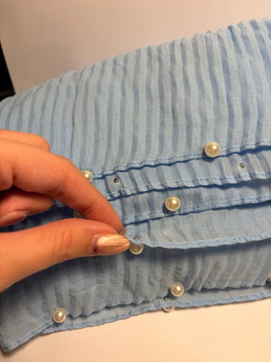 Εσάρπα καινούργια τιρκουάζ με πέρλες περιμετρικά