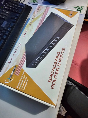 GEMBIRD IS-BR81 BROADBAND 1XWAN ΚΑΙ 8XLAN 10/100MBPS ΘΥΡΕΣ ΡΟΥΤΕΡ