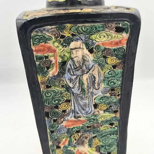 Chinese Porcelain Famille Noire Vase like new, Qing Dynasty
