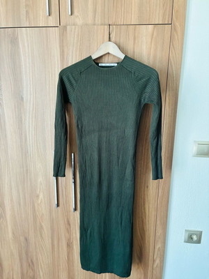 Zara women's midi dress green like new size M