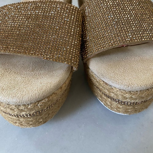 Gold slippers with straw platform and rhinestones like new