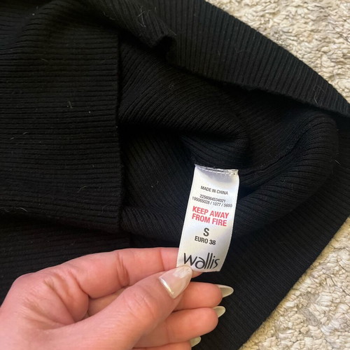 Wallis blouse size Small like new, black and grey