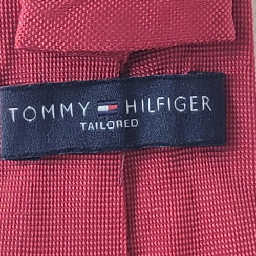 Tommy Hilfiger Tailored Red Textured Silk Tie like new, 155 cm