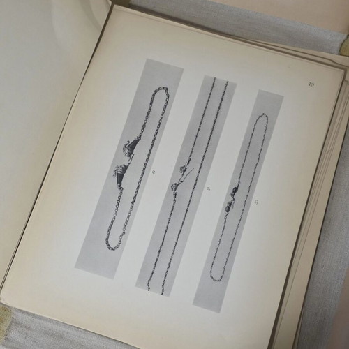 Photographic catalog of Benaki Museum jewelry collection 1938 used