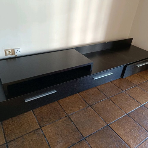 Modern living room unit like new