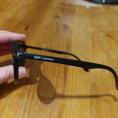 Sunglasses like new, black